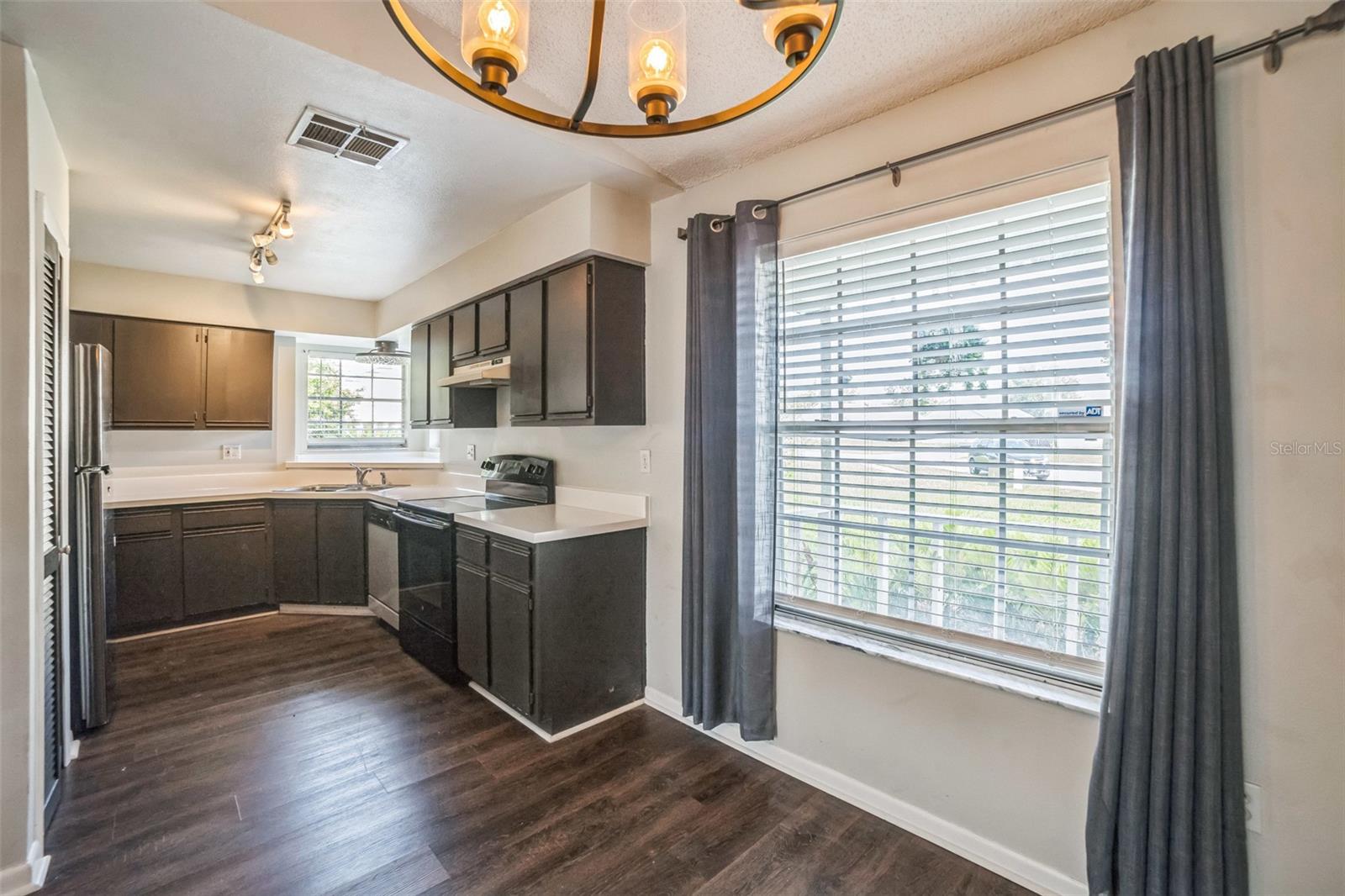 Image 11 of 29 For 1840 Orange View Ct