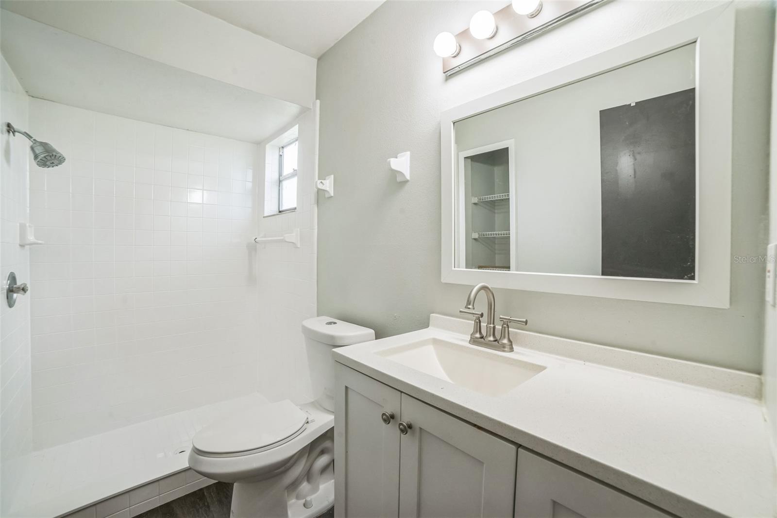 Image 17 of 29 For 1840 Orange View Ct