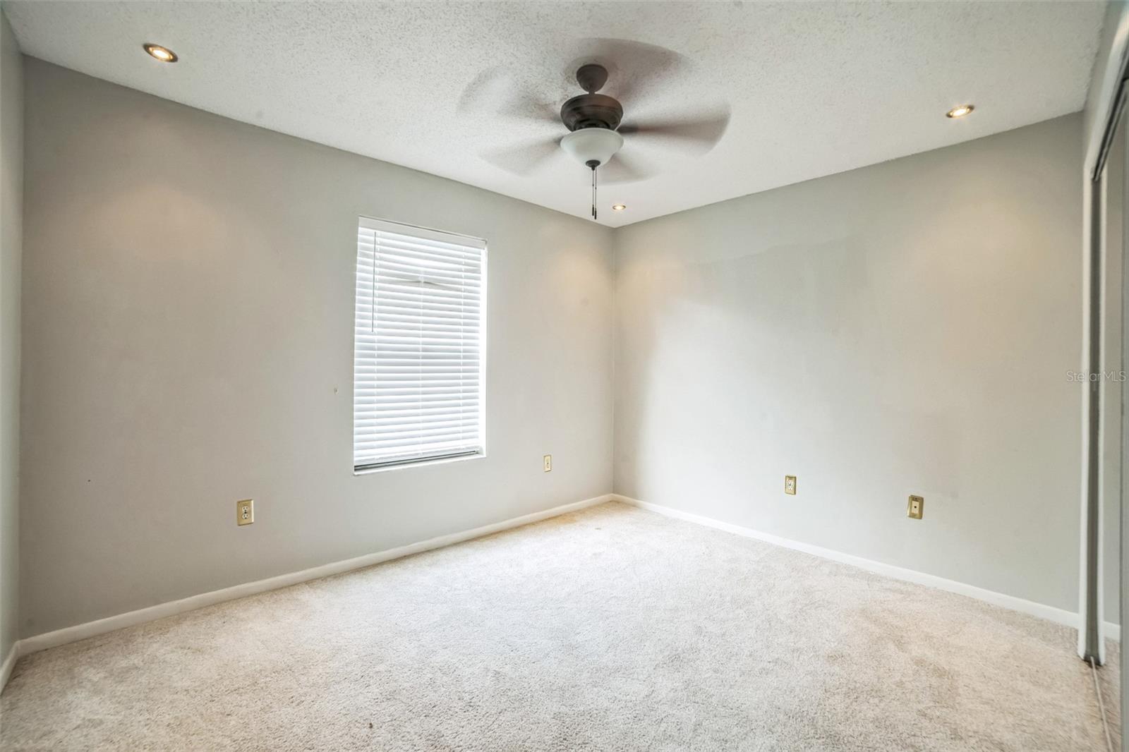Image 19 of 29 For 1840 Orange View Ct