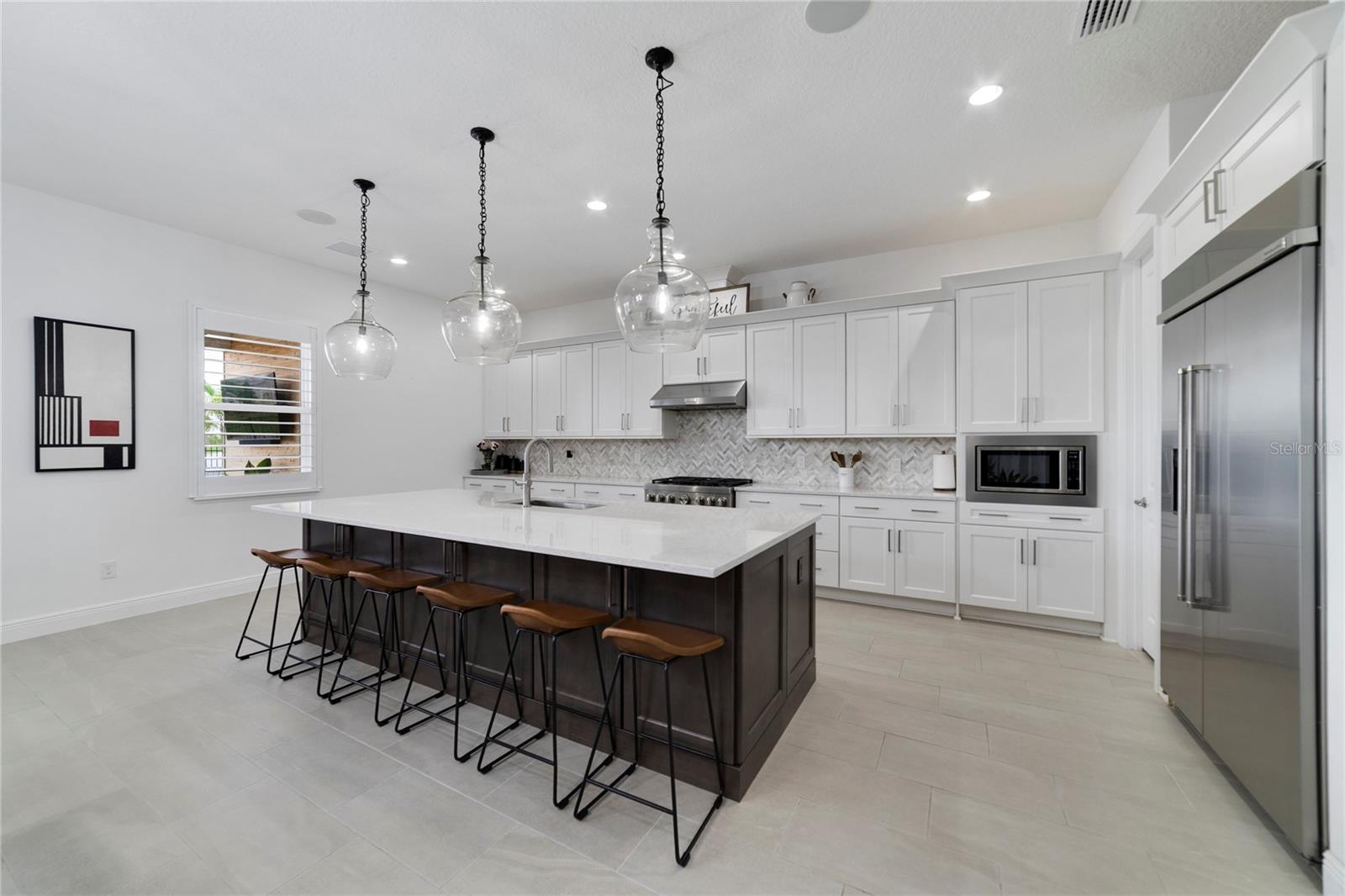 Image 18 of 82 For 9652 English Laurel Court