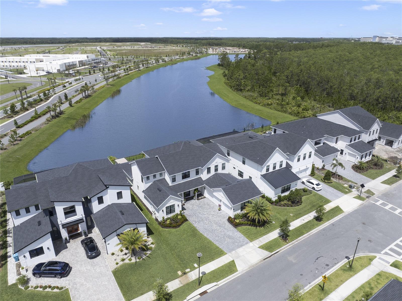 Image 7 of 82 For 9652 English Laurel Court