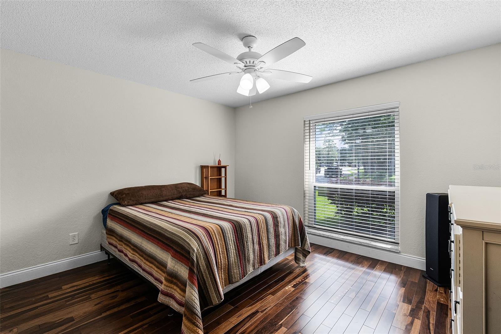 Image 22 of 47 For 526 Sabal Trail Circle