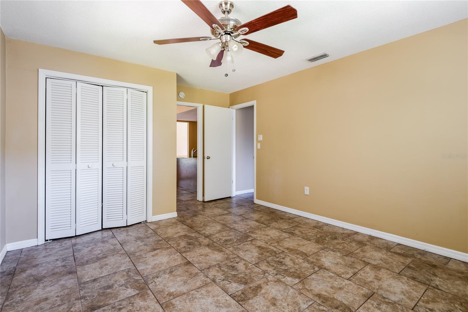 Image 11 of 16 For 13505 Whitby Road