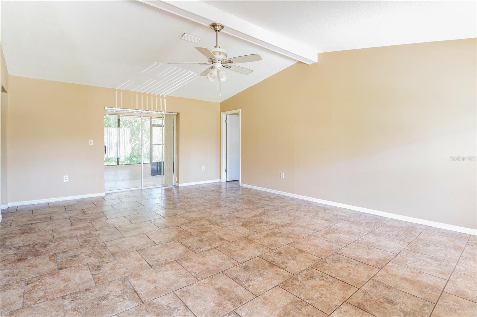 Image 3 of 16 For 13505 Whitby Road