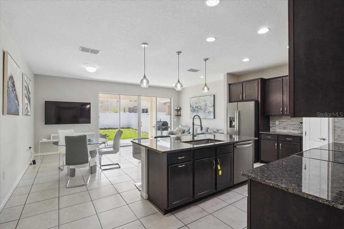 Image 13 of 38 For 914 Fallon Hills Drive