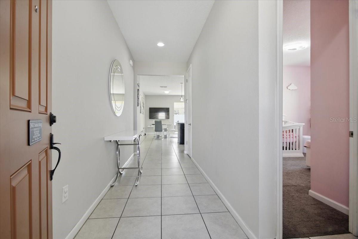 Image 4 of 38 For 914 Fallon Hills Drive