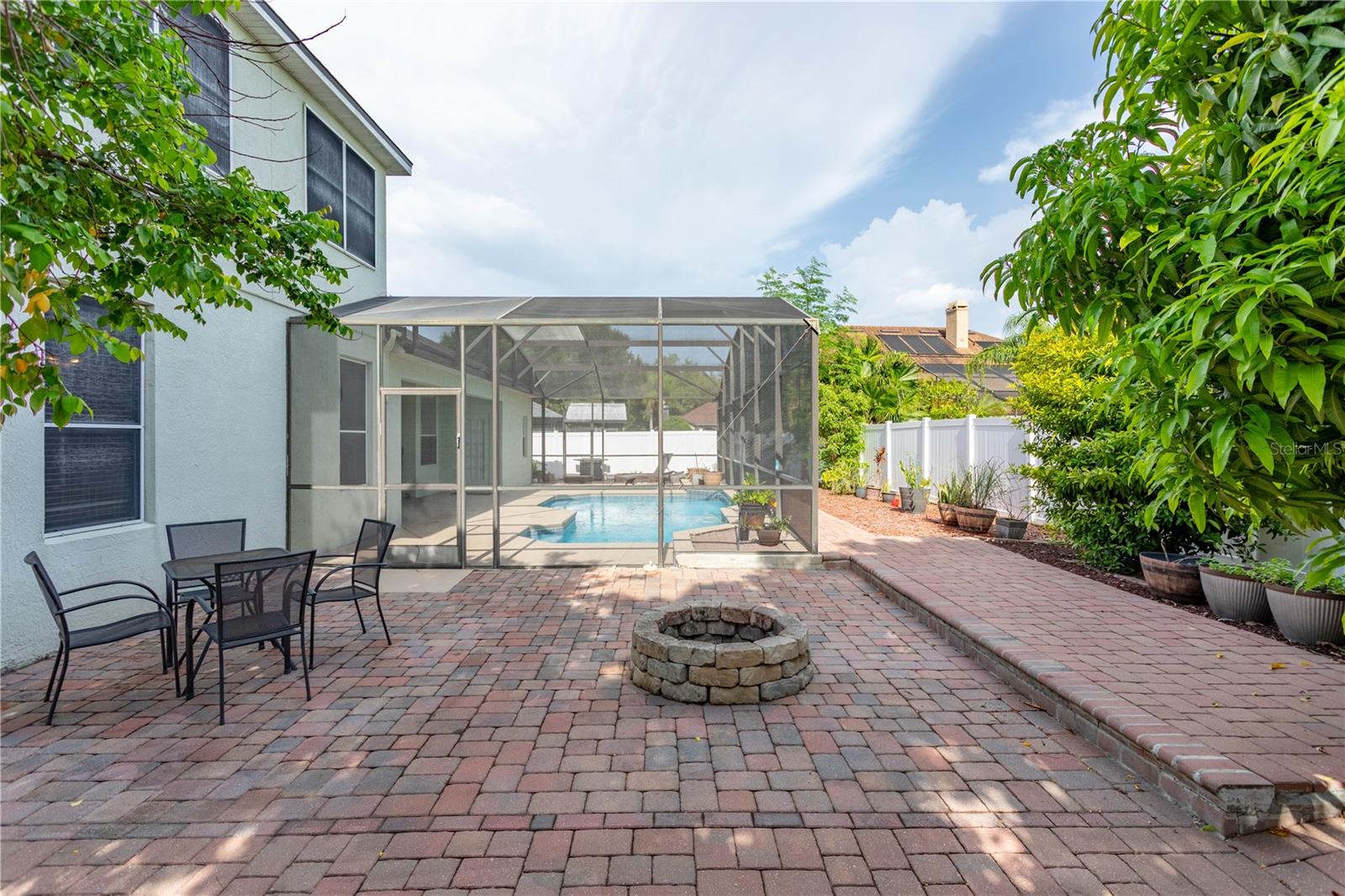 Image 5 of 45 For 2406 Blossomwood Drive