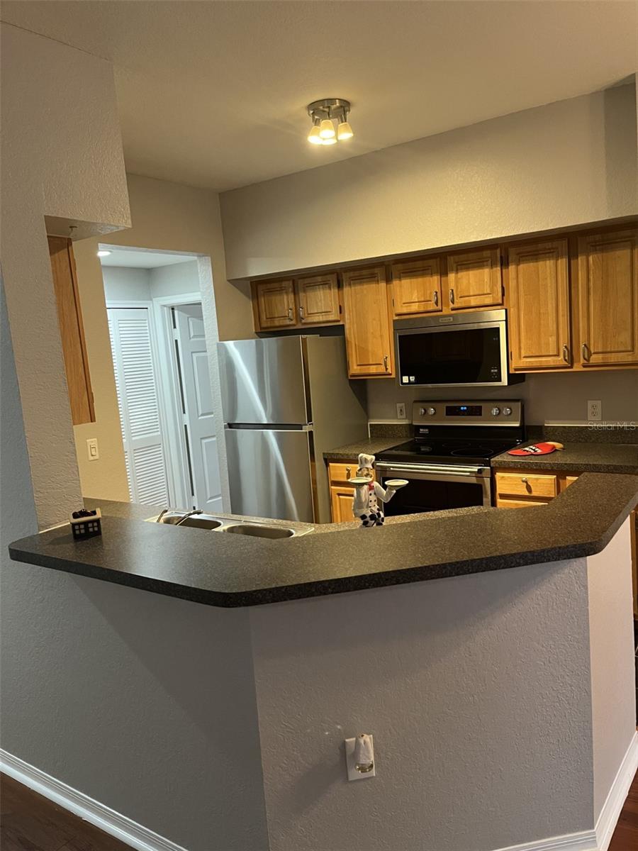 Image 2 of 9 For 6063 Westgate Drive 111