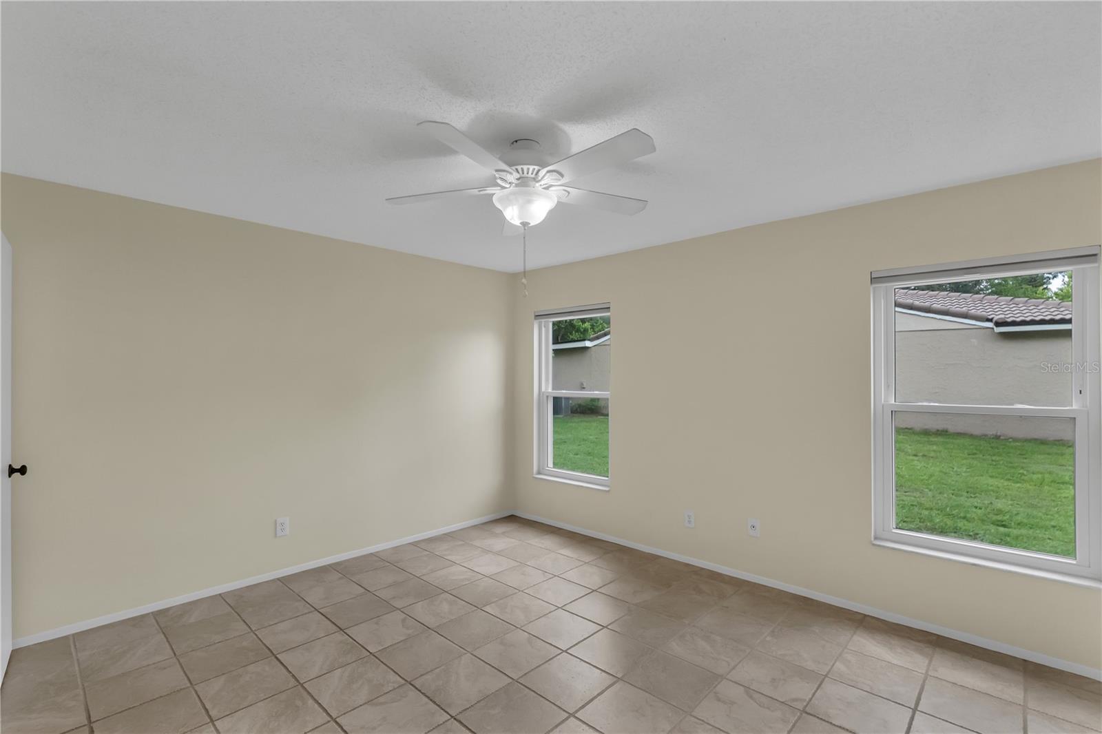 Image 15 of 24 For 10444 Kingbrook Lane