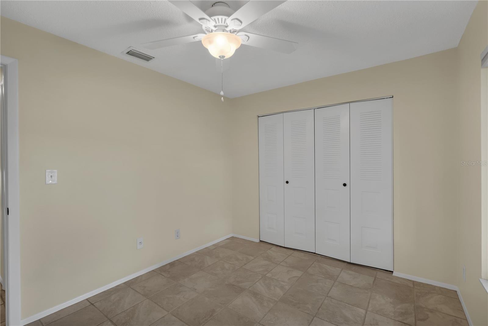 Image 16 of 24 For 10444 Kingbrook Lane