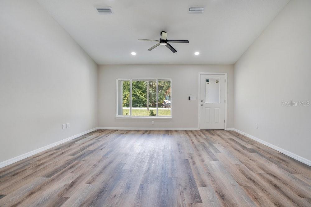 Image 10 of 40 For 14495 38th Terrace
