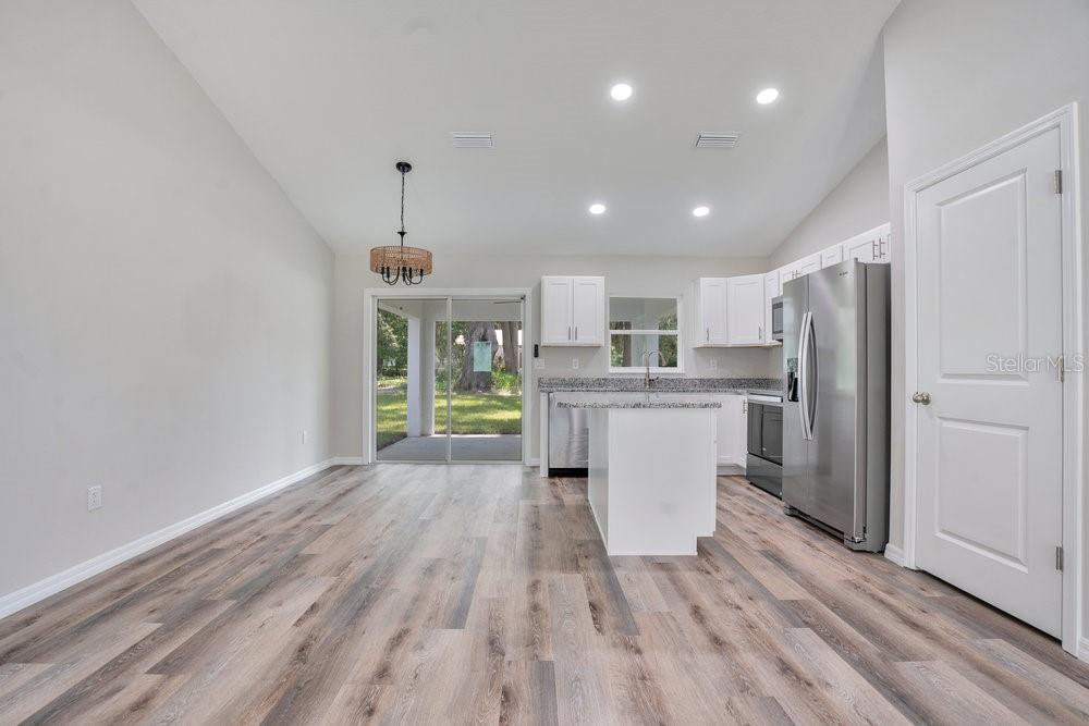 Image 15 of 40 For 14495 38th Terrace