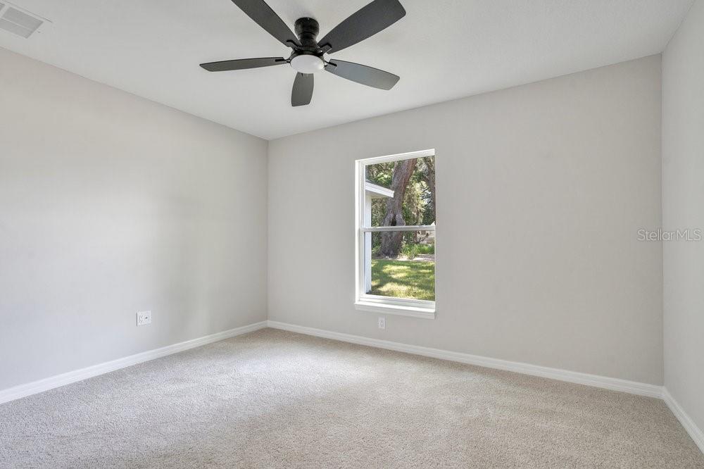 Image 18 of 40 For 14495 38th Terrace