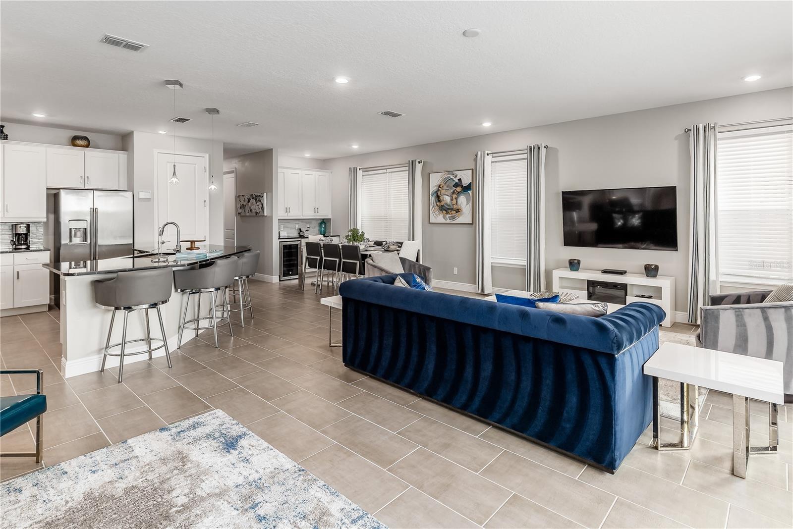 Image 12 of 47 For 884 Golden Bear Drive
