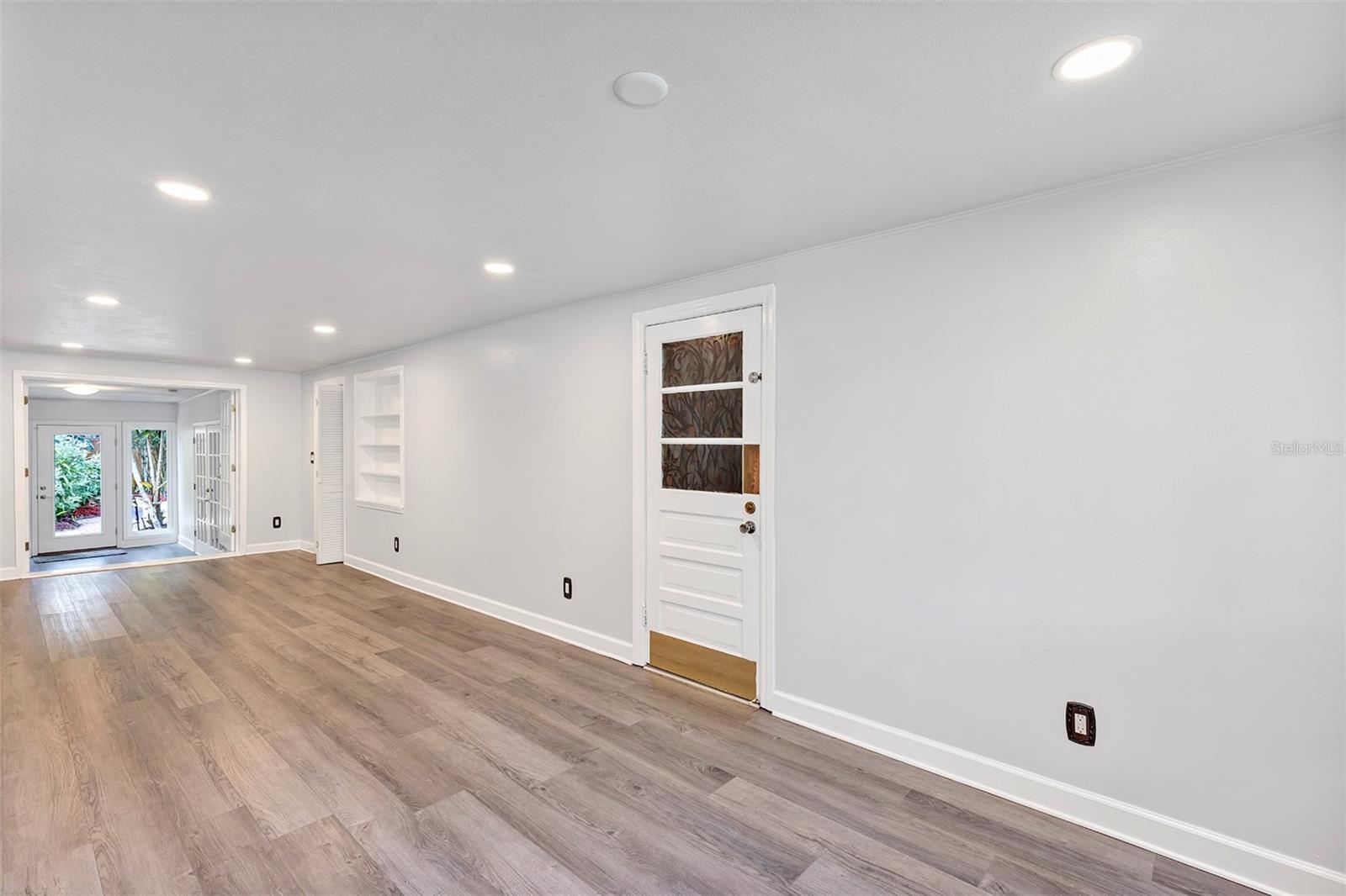 Image 13 of 43 For 2910 Hargill Drive