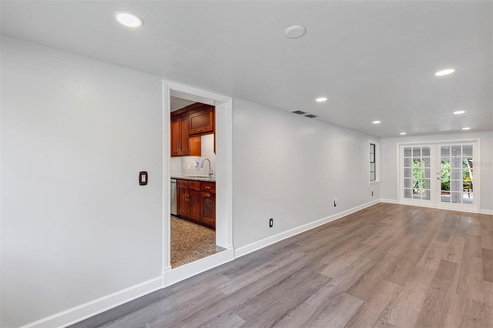 Image 15 of 43 For 2910 Hargill Drive