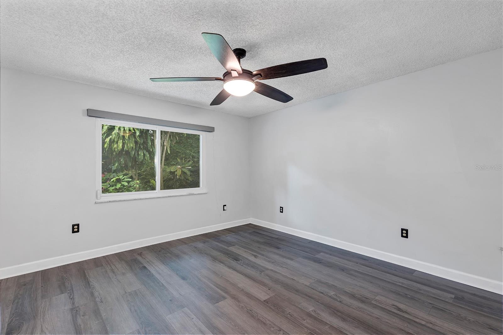 Image 16 of 43 For 2910 Hargill Drive