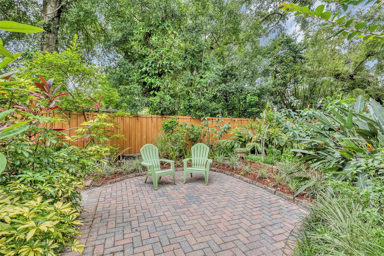 Image 25 of 43 For 2910 Hargill Drive