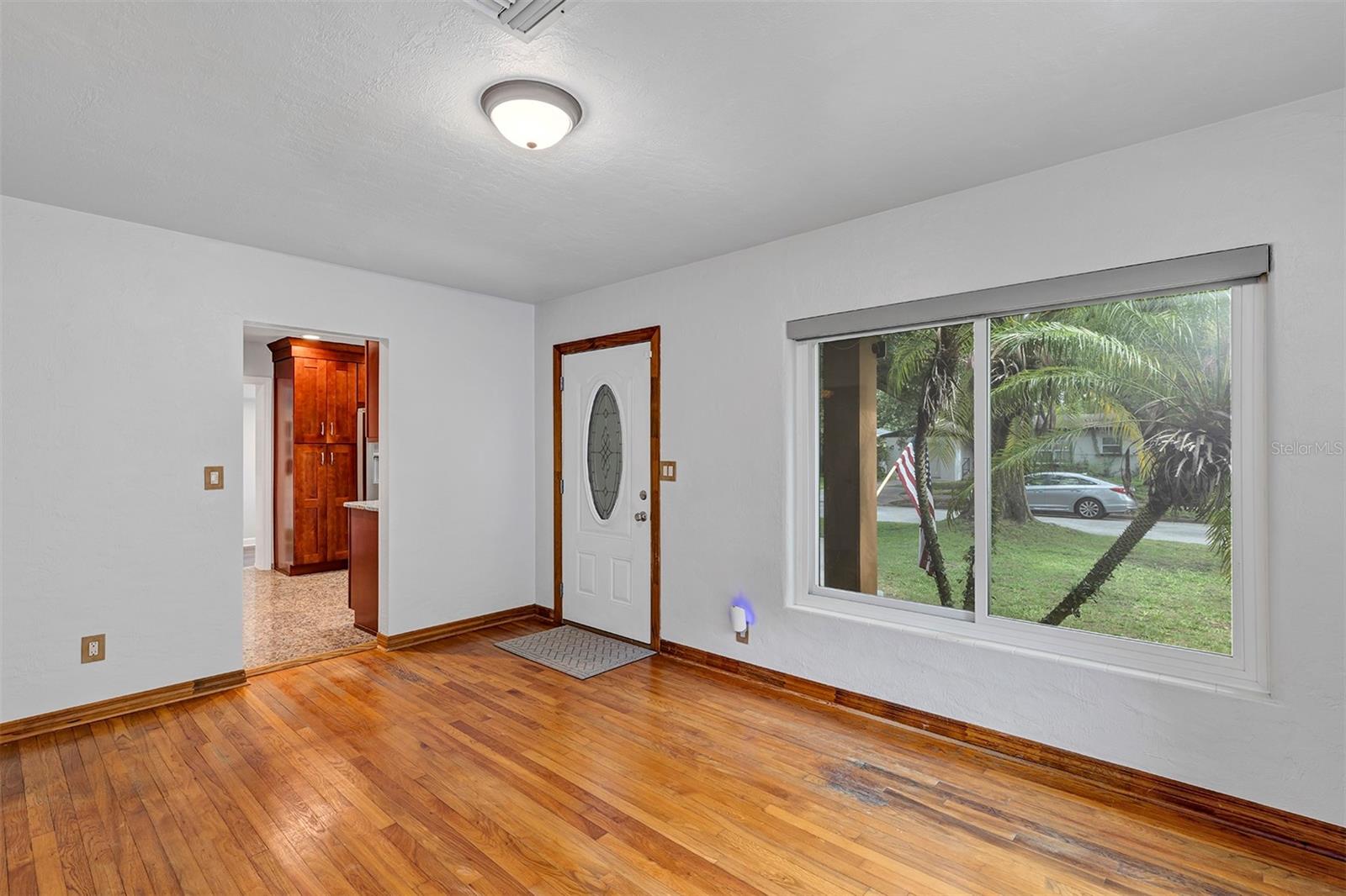 Image 5 of 43 For 2910 Hargill Drive