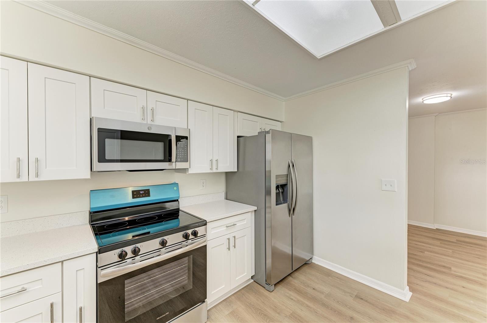 Image 4 of 10 For 221 Vermont Avenue E