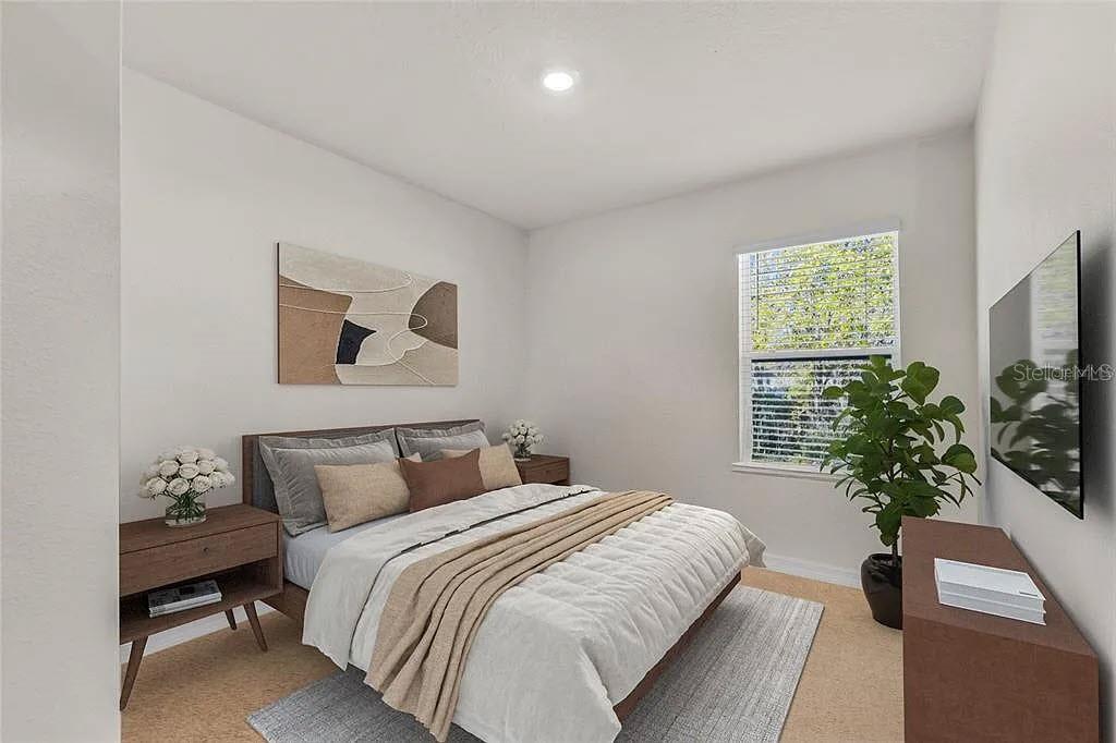 Image 20 of 29 For 355 Gardenia Court