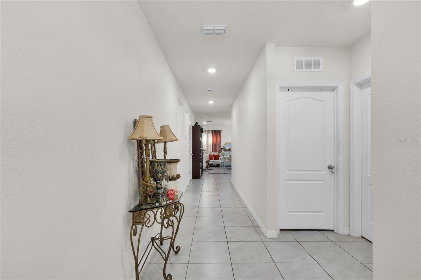 Image 9 of 29 For 355 Gardenia Court