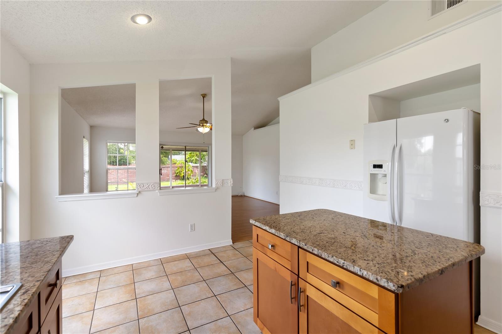 Image 11 of 36 For 10828 Cherry Oak Circle