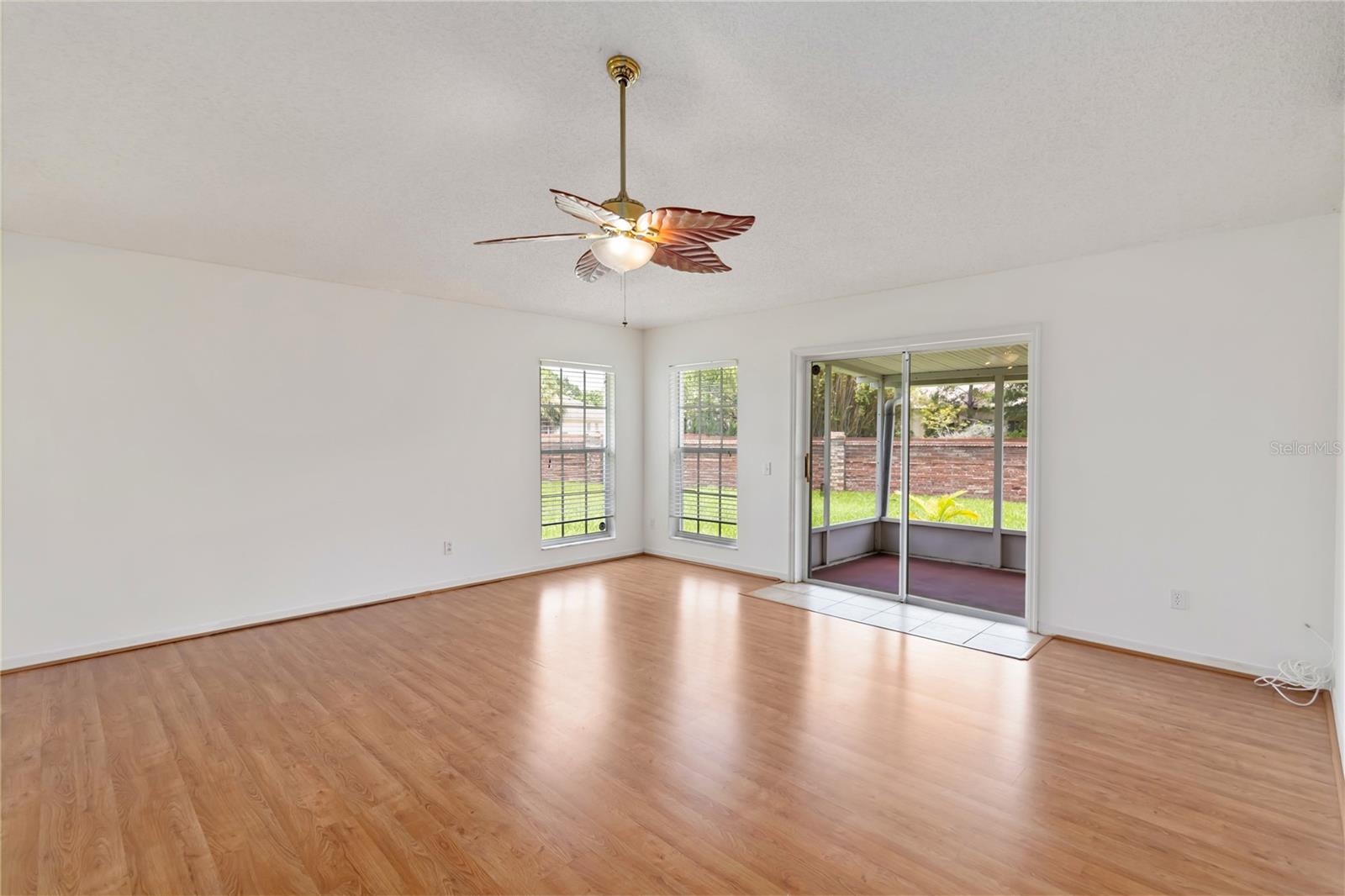 Image 14 of 36 For 10828 Cherry Oak Circle