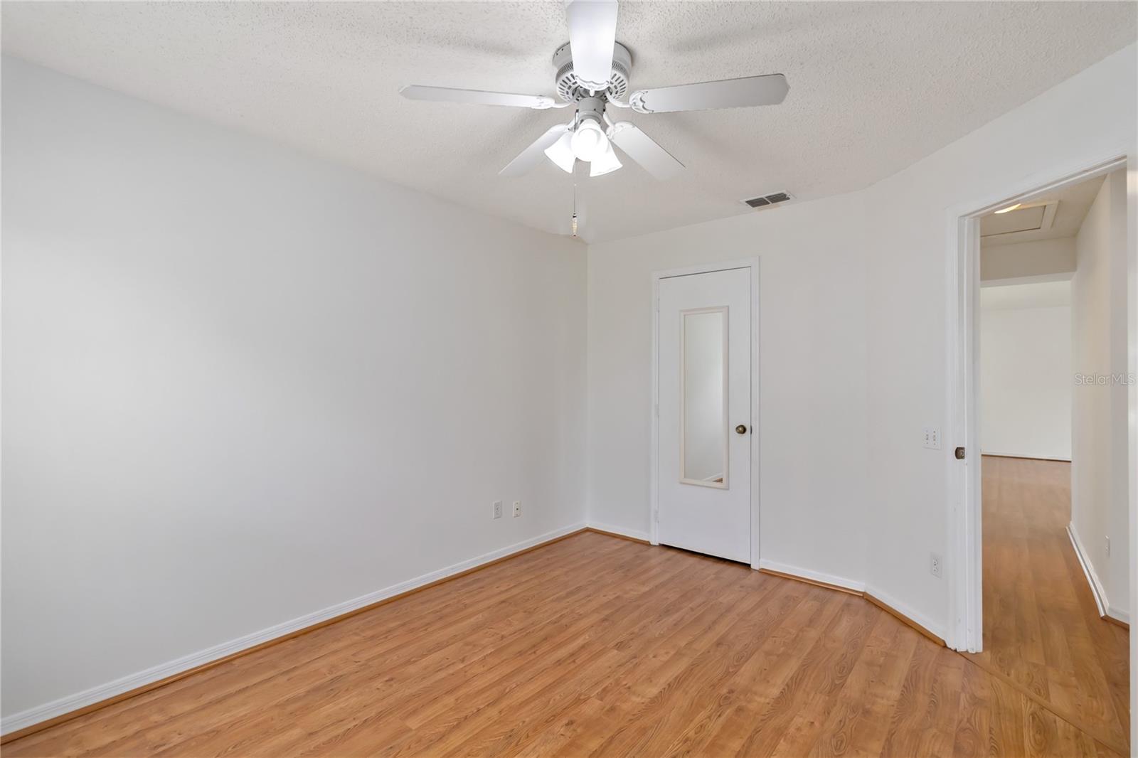 Image 26 of 36 For 10828 Cherry Oak Circle