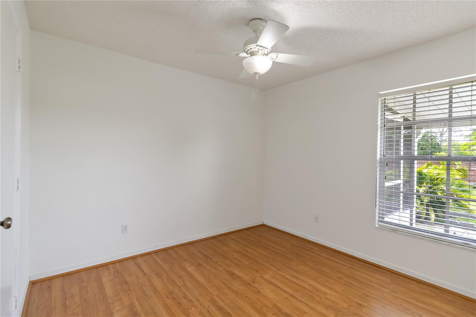 Image 29 of 36 For 10828 Cherry Oak Circle