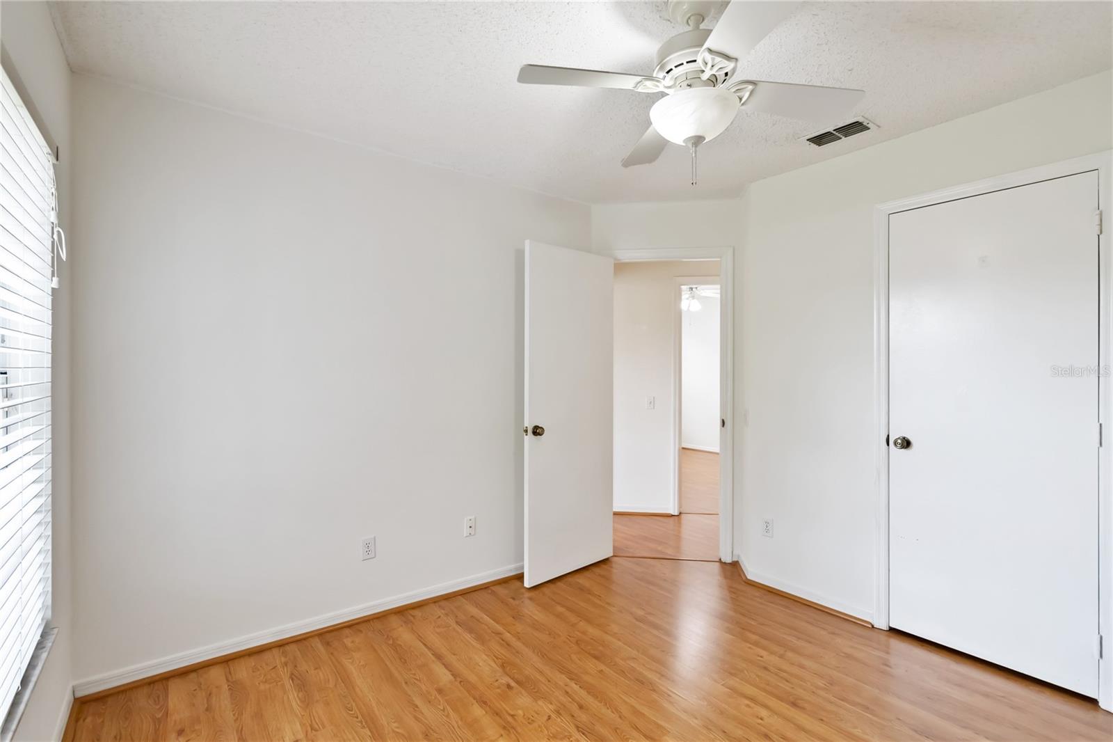 Image 30 of 36 For 10828 Cherry Oak Circle