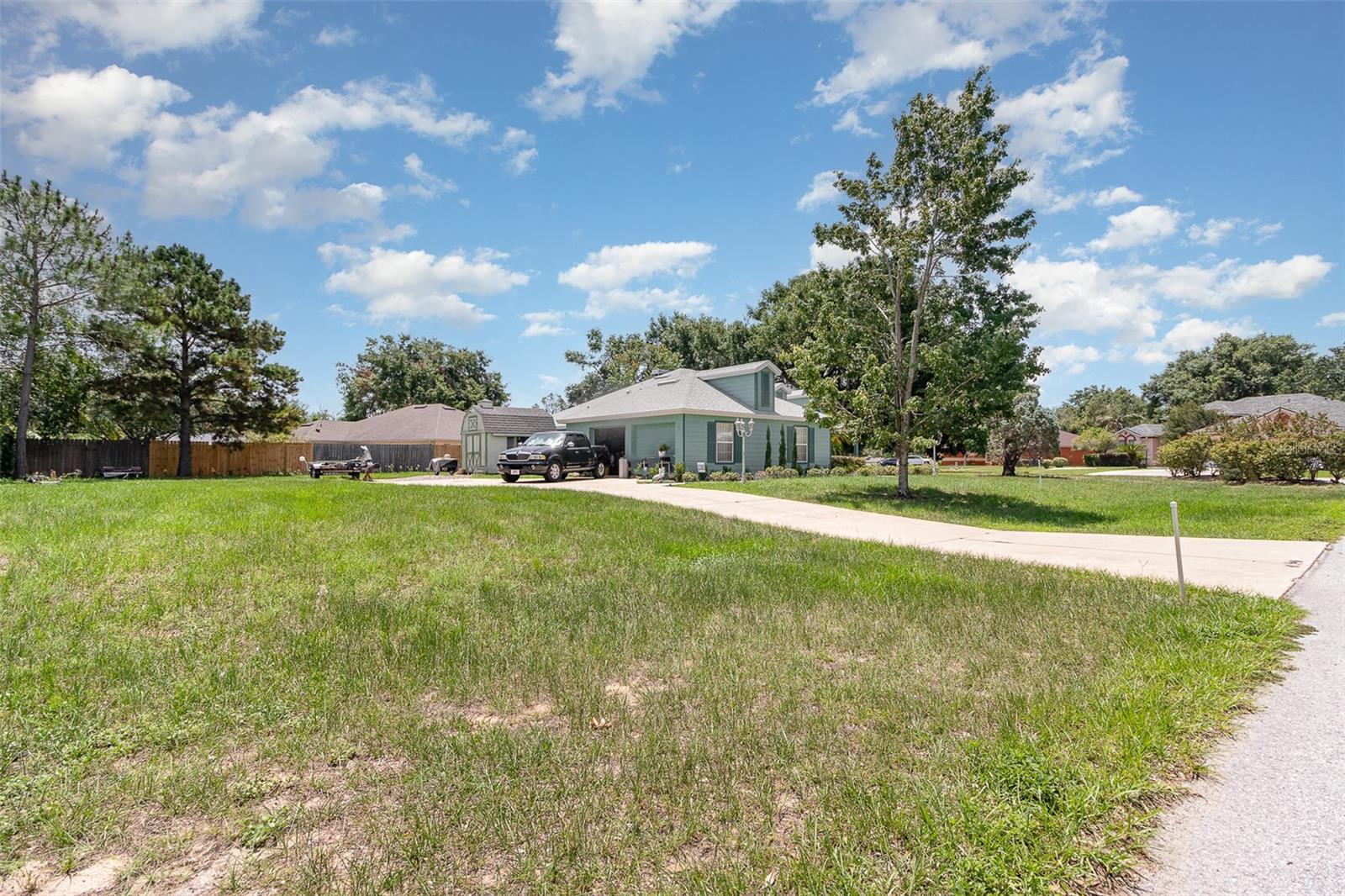 Image 2 of 29 For 2283 Knollwood Drive