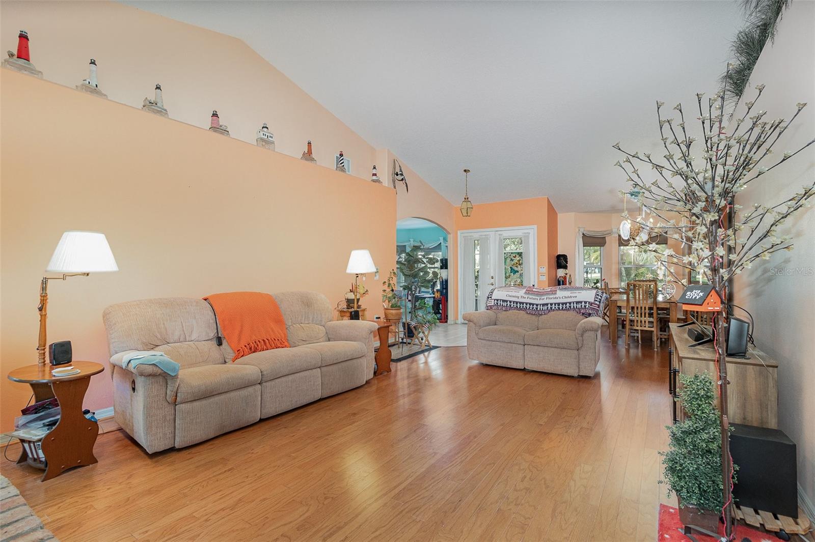 Image 5 of 29 For 2283 Knollwood Drive