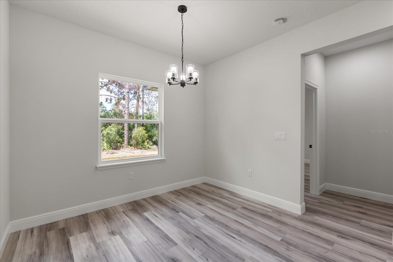 Image 22 of 38 For 17477 Sw 41st Cir