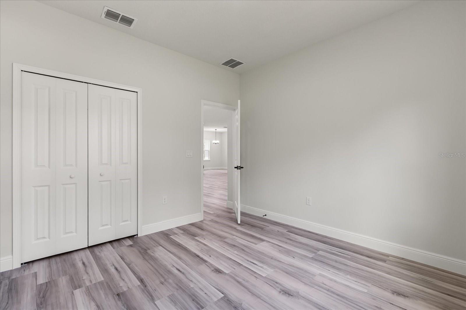 Image 24 of 38 For 17477 Sw 41st Cir