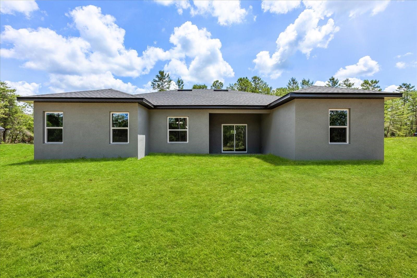 Image 6 of 38 For 17477 Sw 41st Cir