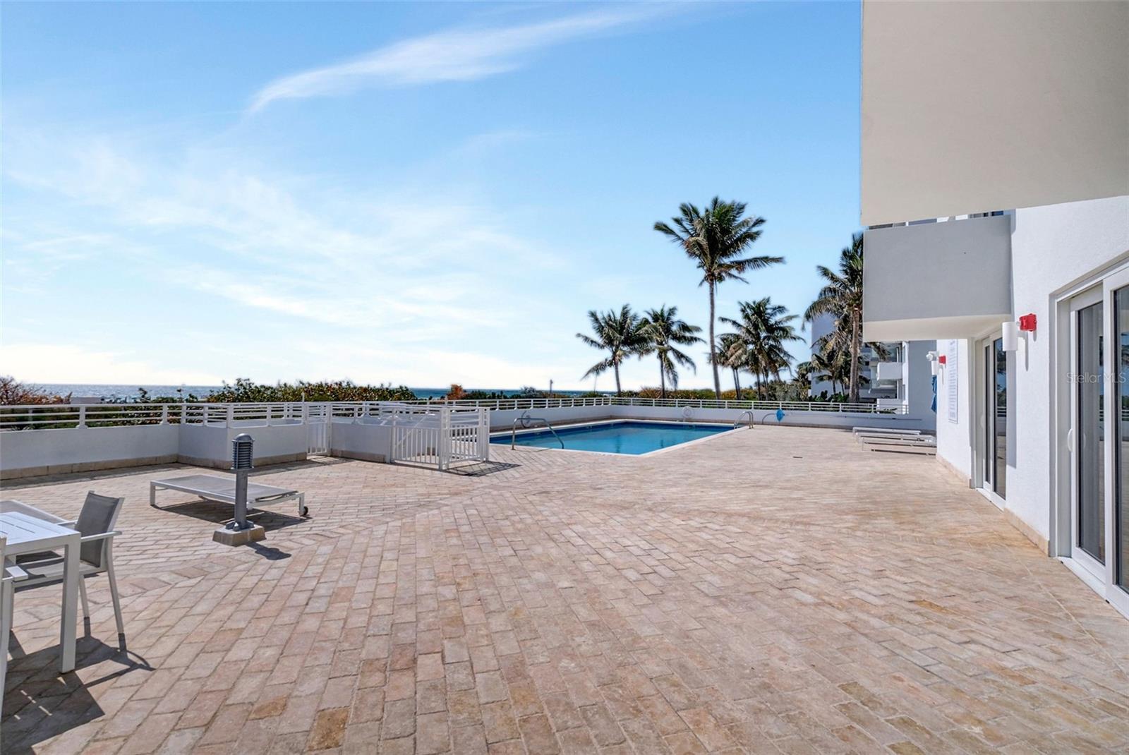 Image 20 of 28 For 345 Ocean Drive 305