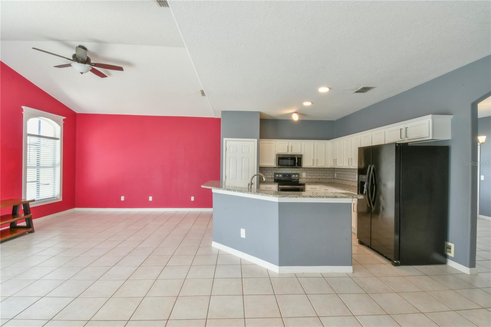 Image 11 of 64 For 831 Corvina Drive