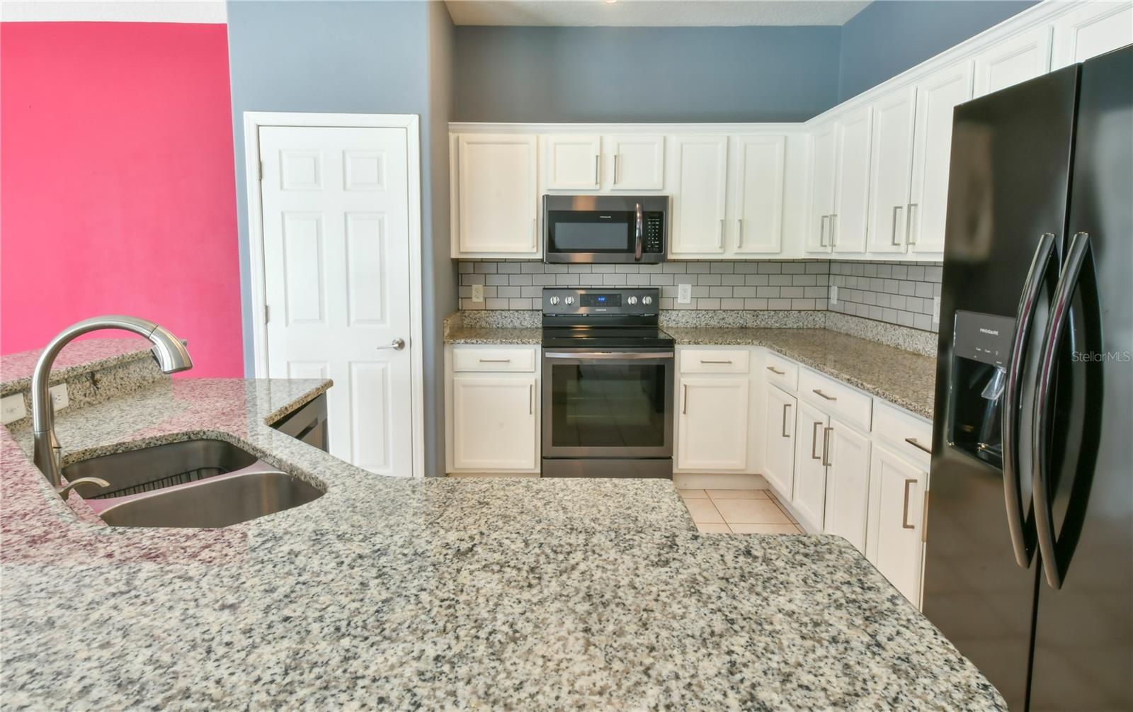 Image 15 of 64 For 831 Corvina Drive