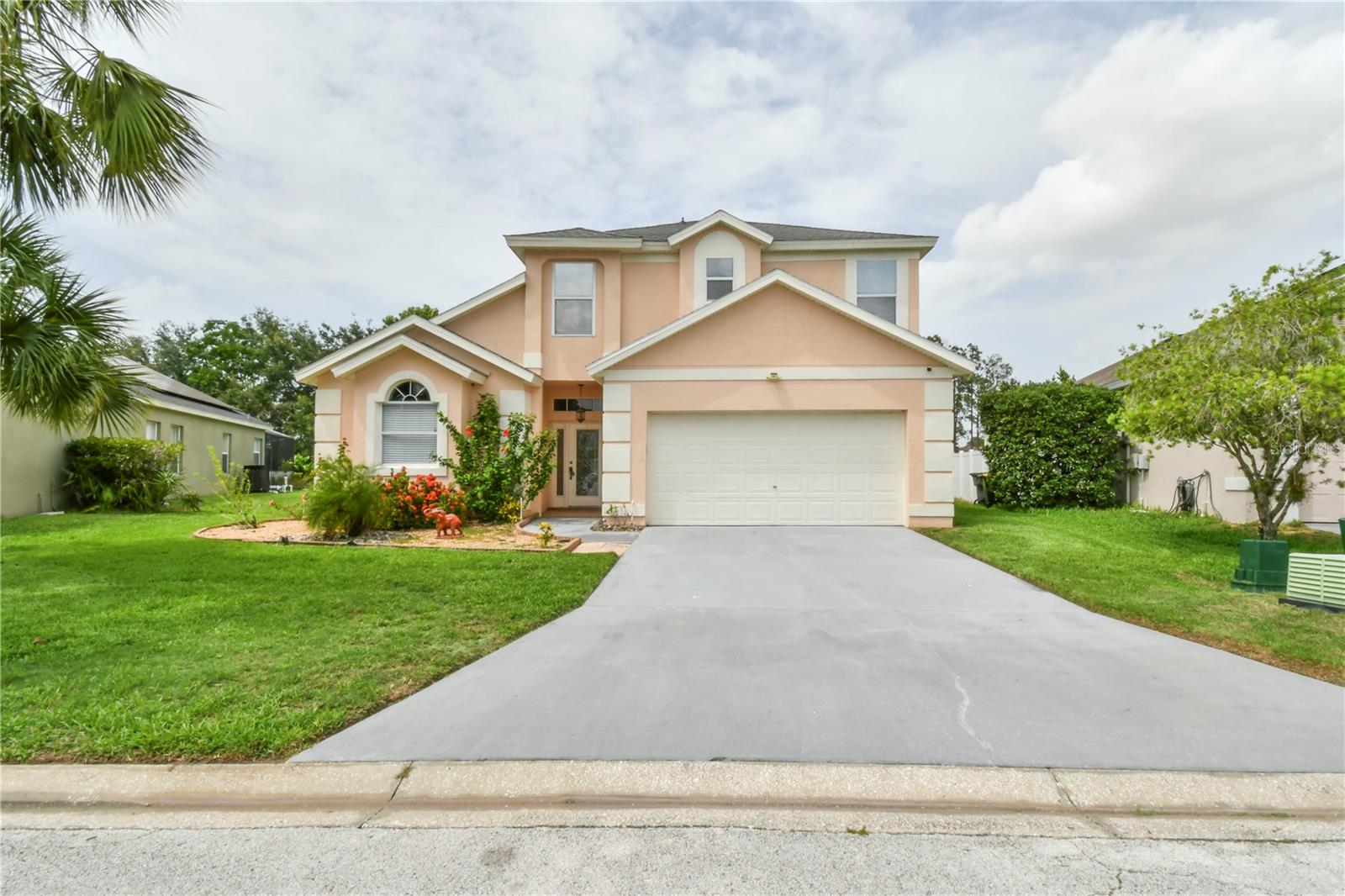 Image 2 of 64 For 831 Corvina Drive