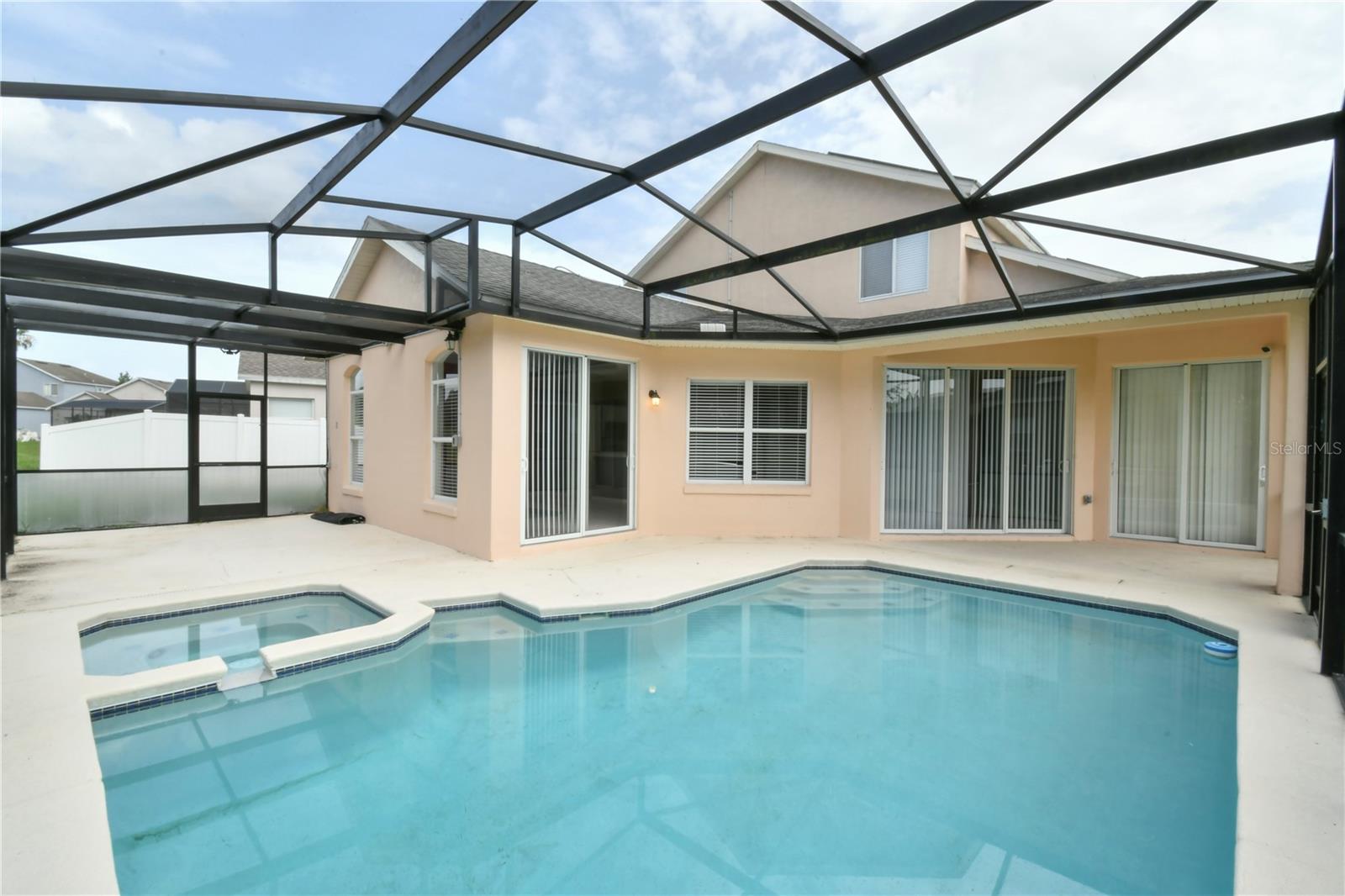 Image 43 of 64 For 831 Corvina Drive