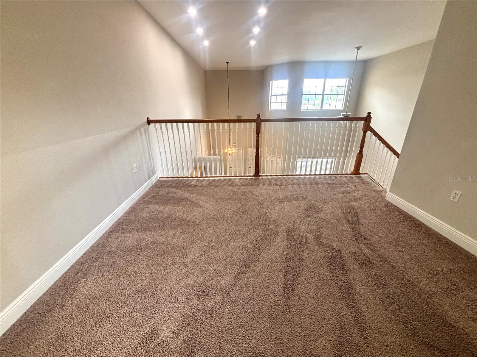 Image 14 of 22 For 13220 Fountainbleau Drive