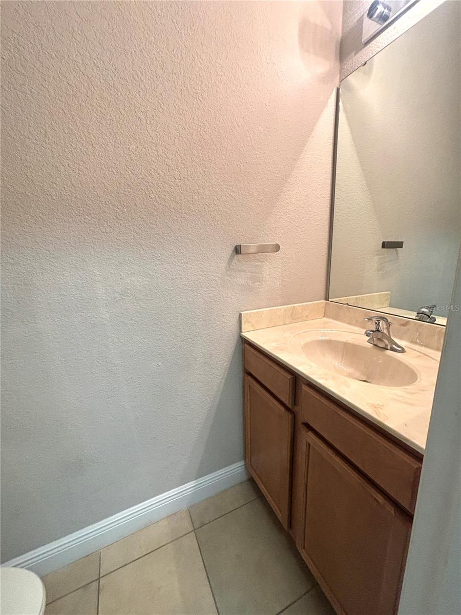 Image 20 of 22 For 13220 Fountainbleau Drive