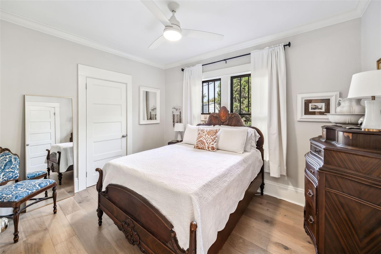 Image 17 of 29 For 112 Spruce Street