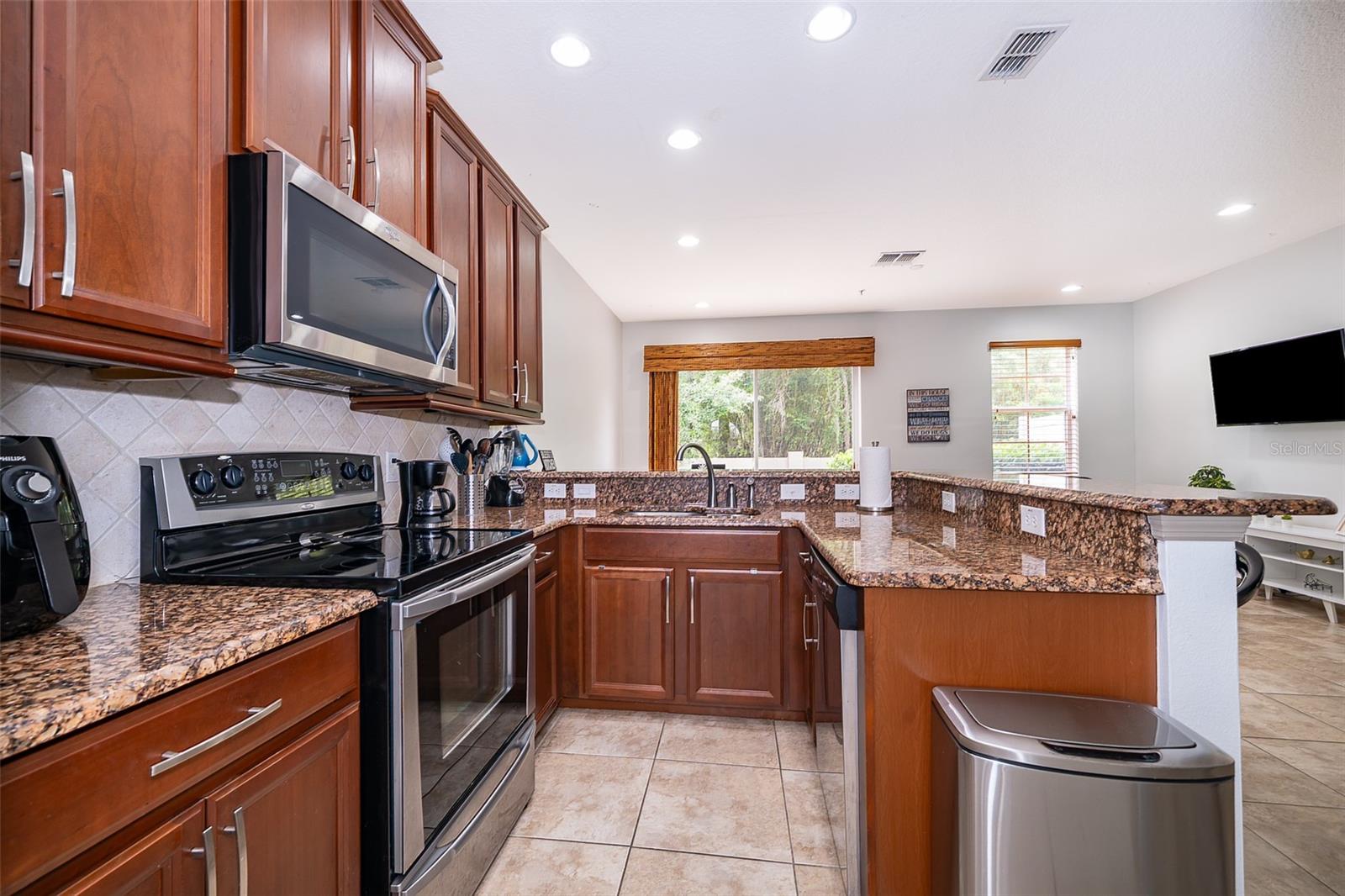 Image 10 of 25 For 156 Canterbury Bell Drive