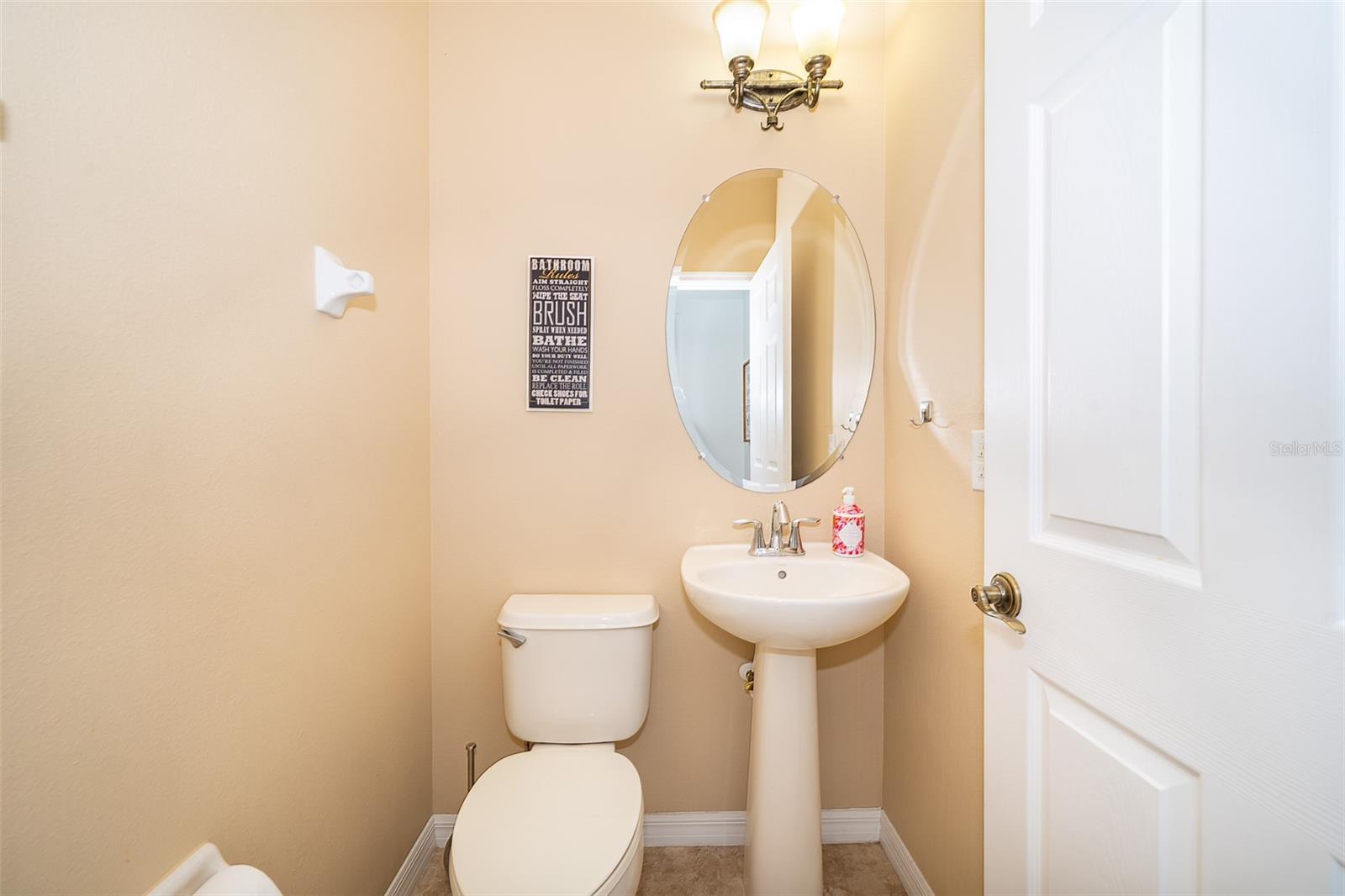 Image 15 of 25 For 156 Canterbury Bell Drive