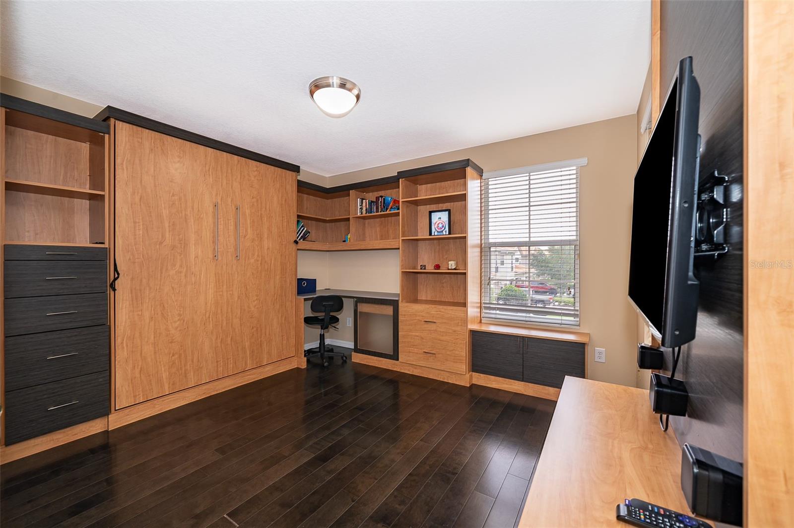 Image 18 of 25 For 156 Canterbury Bell Drive