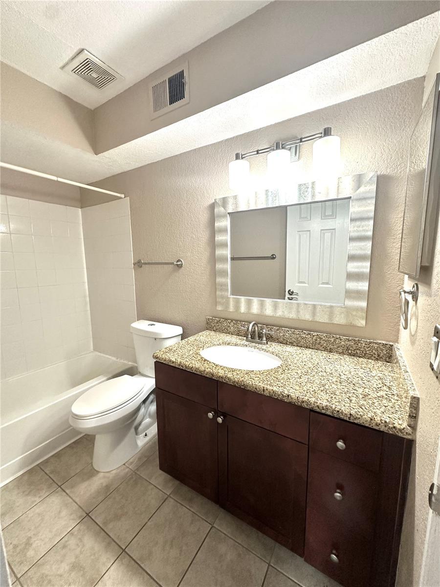 Image 23 of 31 For 5116 Conroy Road 418