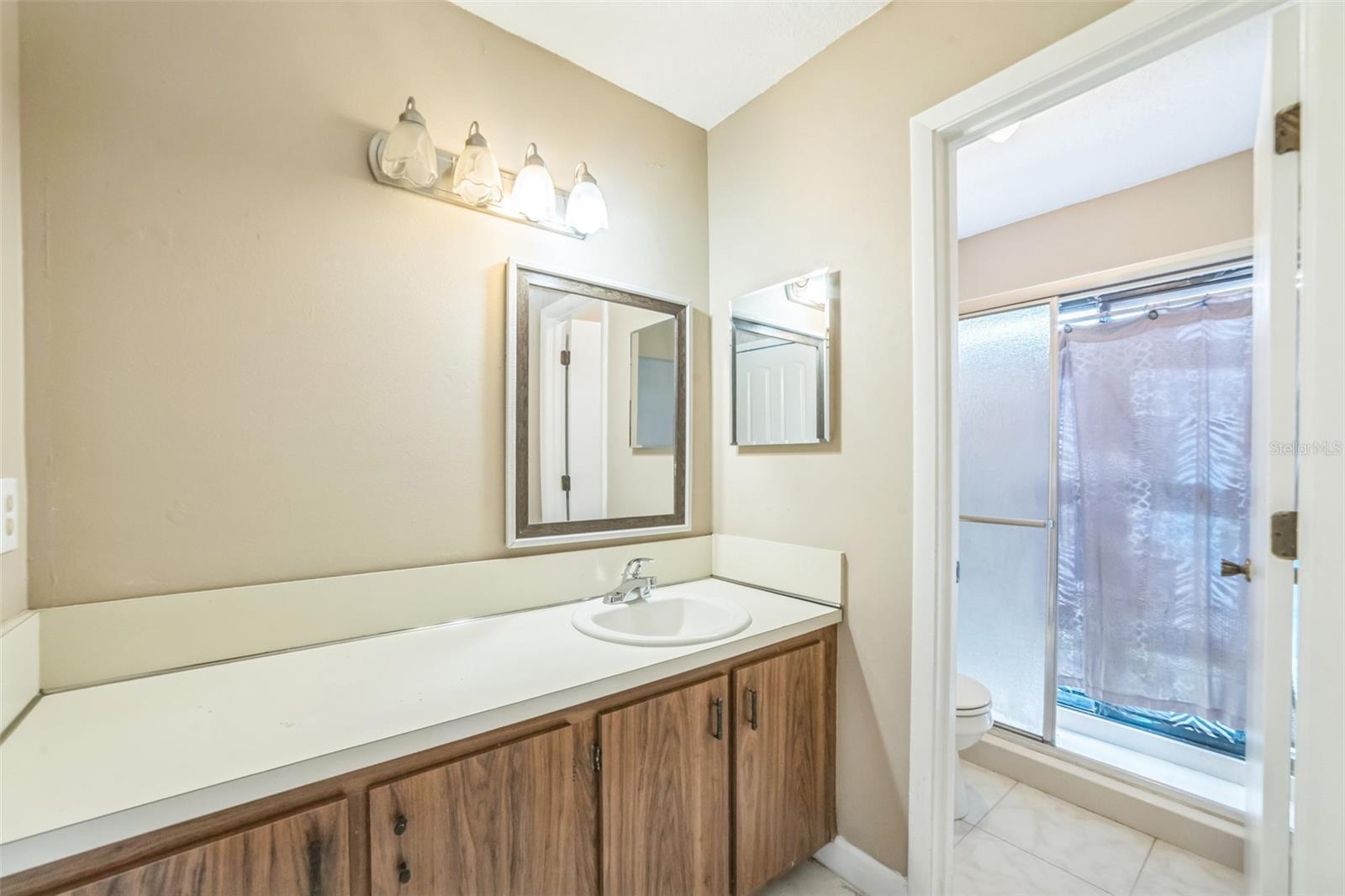 Image 16 of 29 For 8040 Sagebrush Place