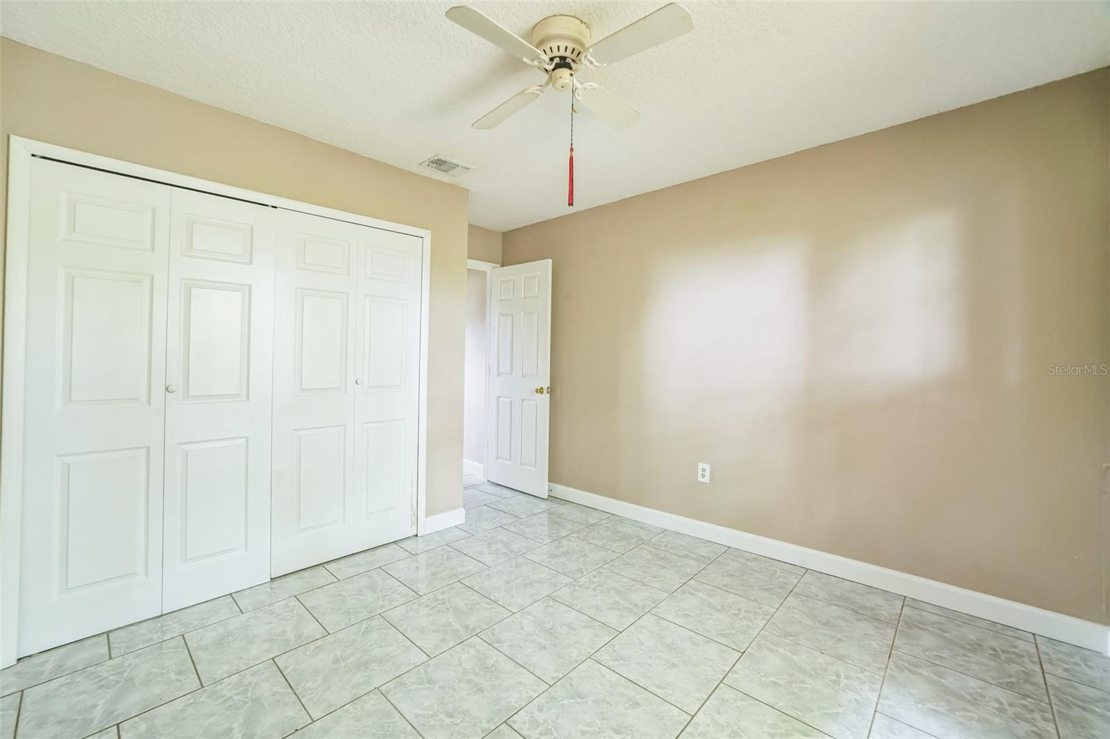 Image 18 of 29 For 8040 Sagebrush Place